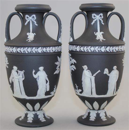 A pair of Wedgwood black jasper vases, early 20th century, 15.5cm